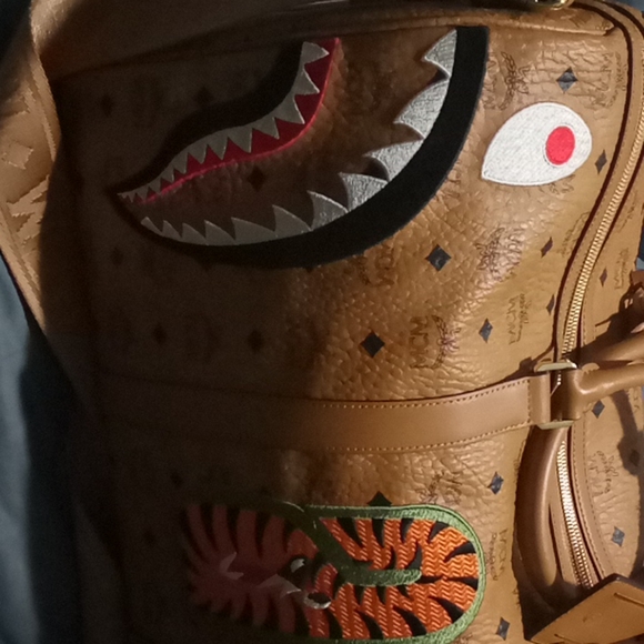 MCM/BAPE SHARK STARK WEEKEND DUFFEL BAG - Picture 2 of 3